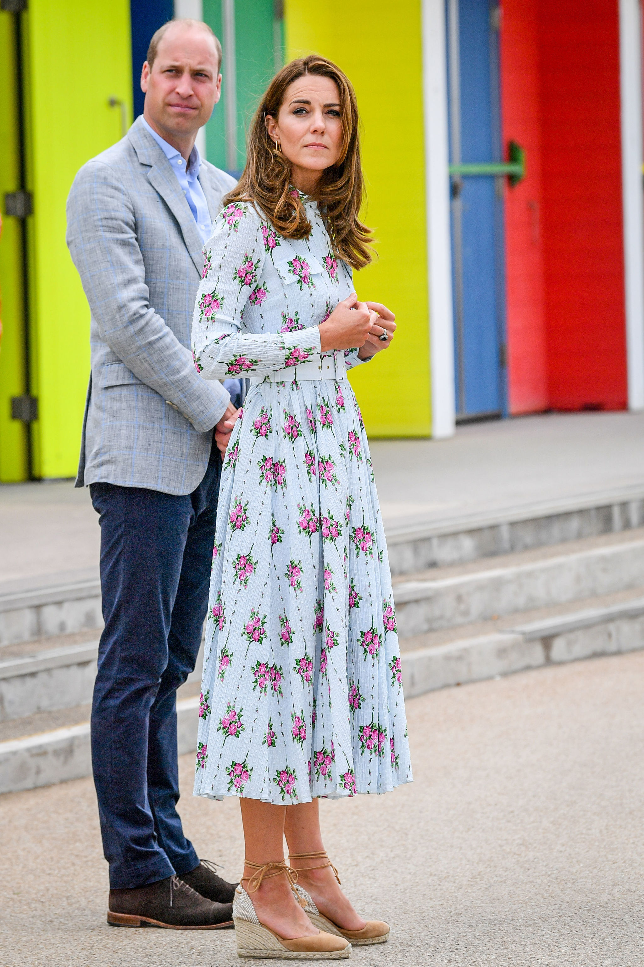 Kate Middleton con vestido de flores.