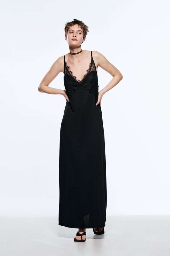Vestido lencero negro de Zara