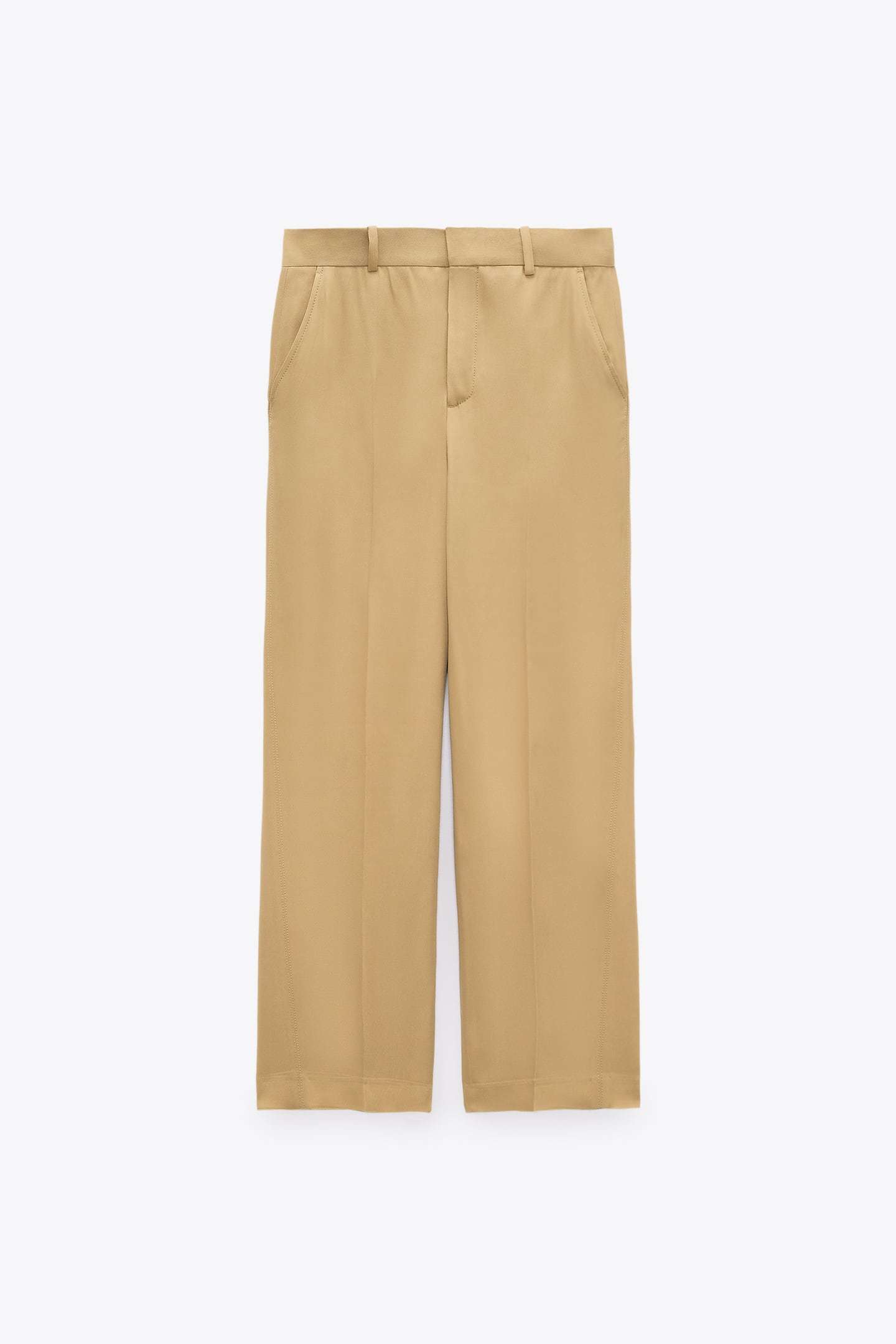 Pantalón ancho, de Zara.