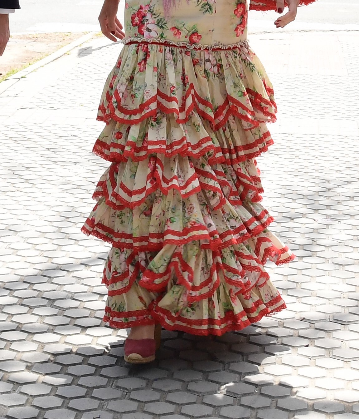 Cerco compromiso Alcanzar Sofía Palazuelo domina el código de la Feria de Abril (y lo demuestra en su  último look) | Telva.com