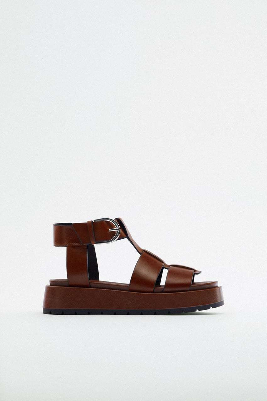 Las Sandalias Cangrejeras De Zara Que Podr s Combinar Con Bermudas 