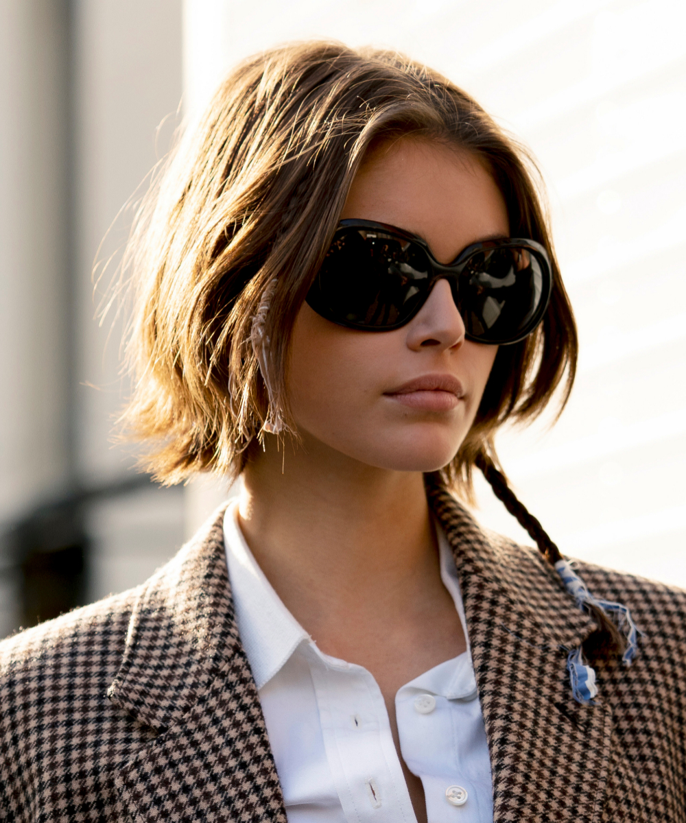 The airspace cut is suitable for short hair and is easily styled and air-dried as shown by Kaia Gerber.