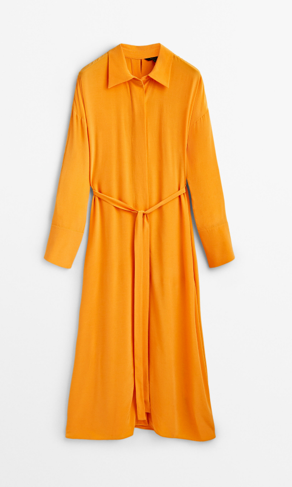 Vestido naranja (89,95 euros).