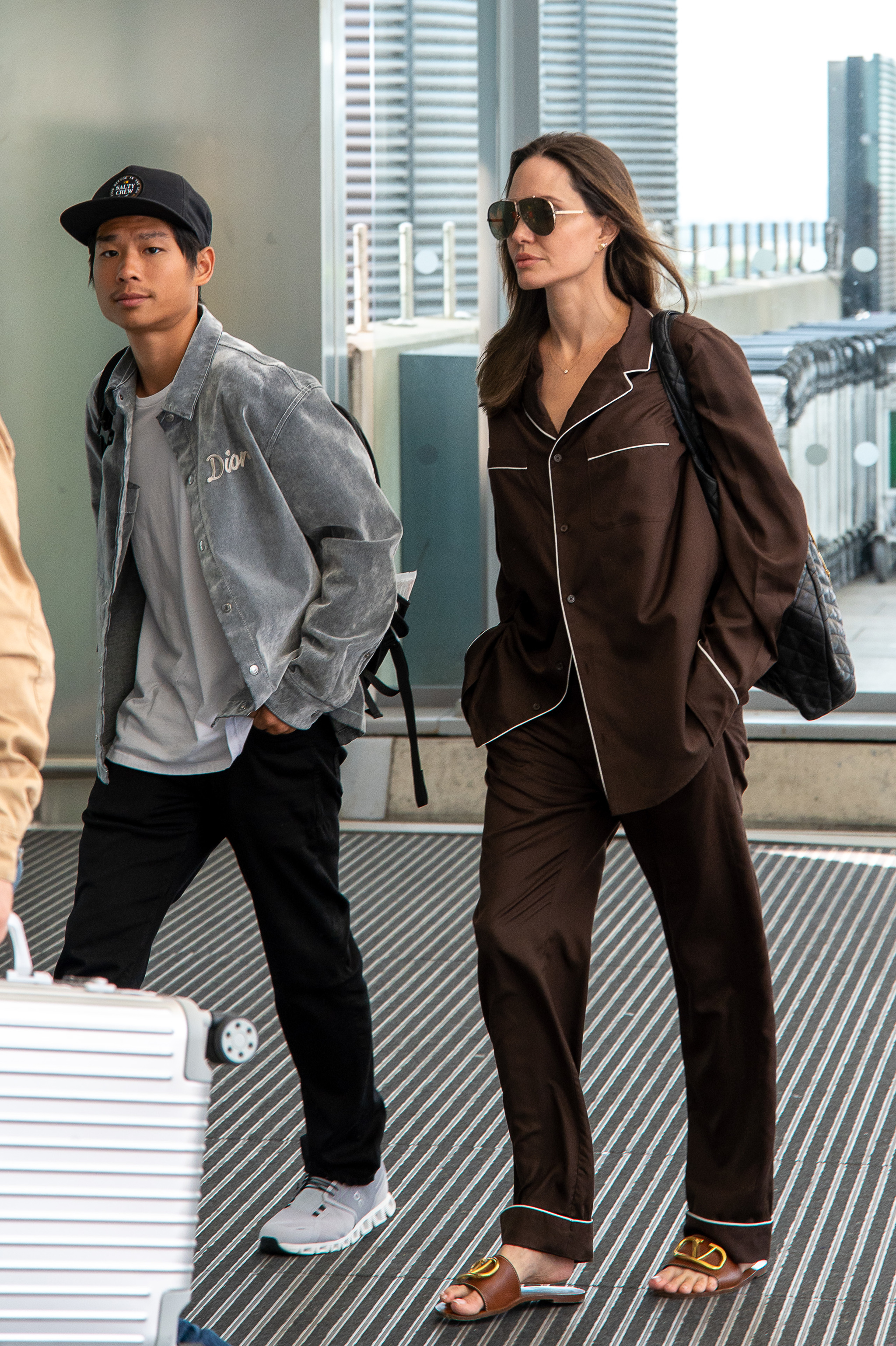 Angelina Jolie en el aeropuerto de Londres.