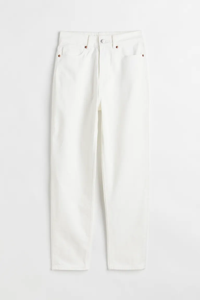 Jeans blancos. H&M. (24,99 euros).