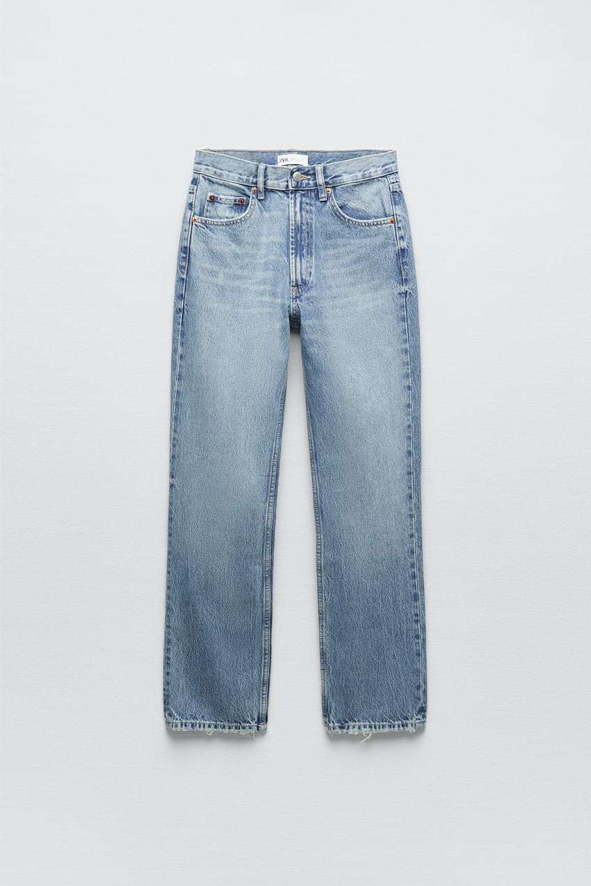 Jeans. Zara. (25,95 euros).