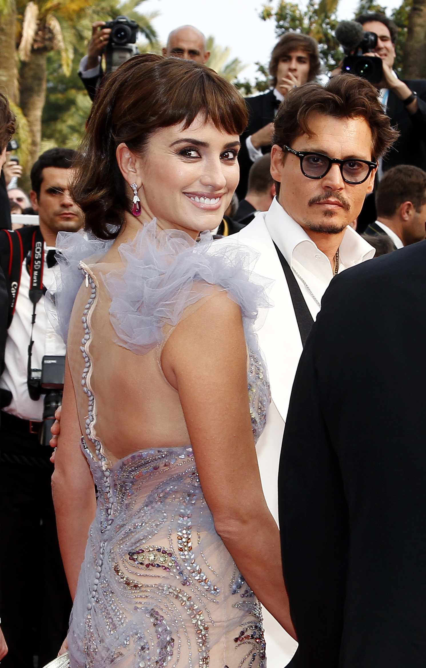 La actriz apostando por el flequillo en Cannes 2011