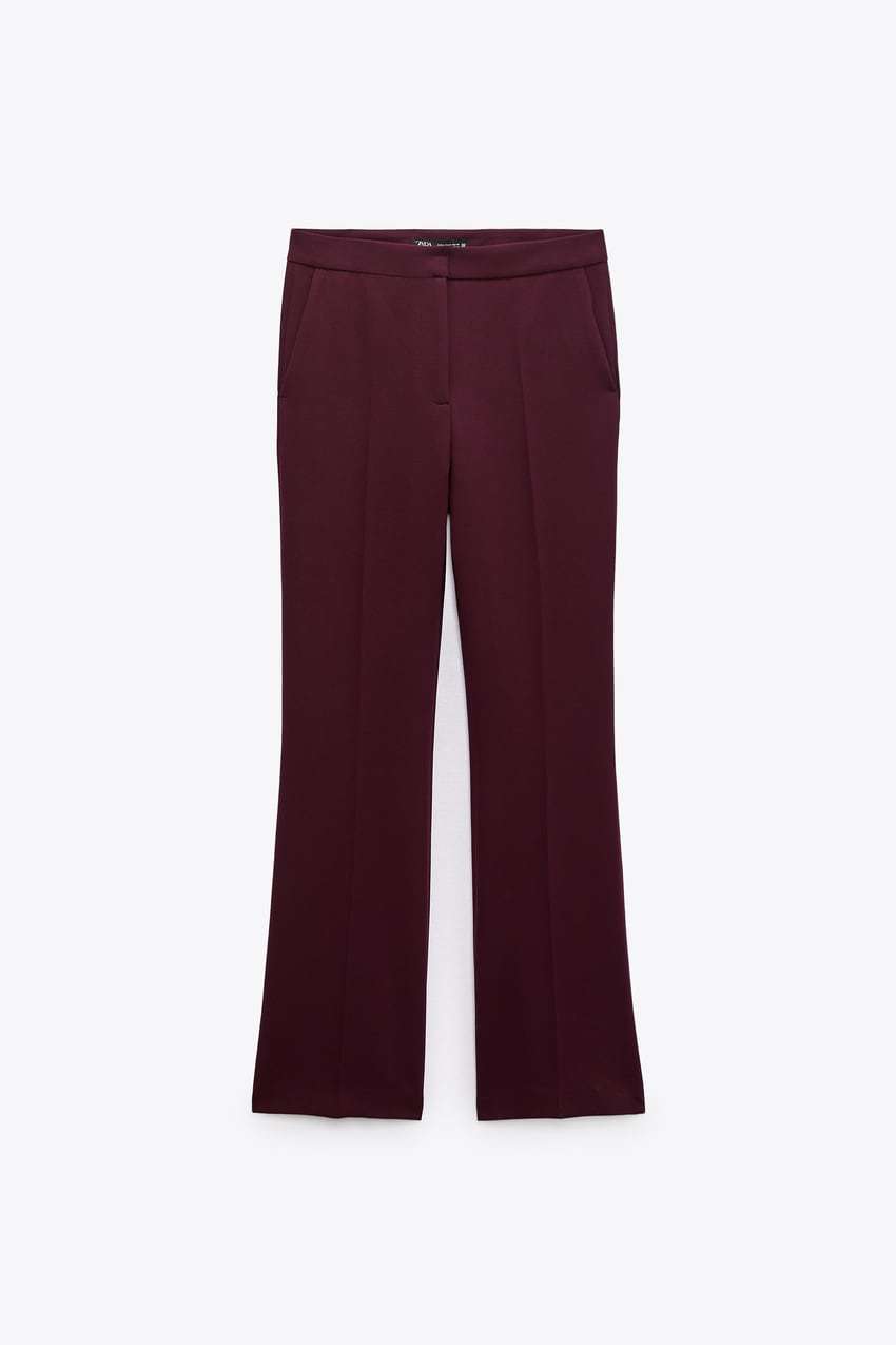 Pantalón color berenjena de Zara.