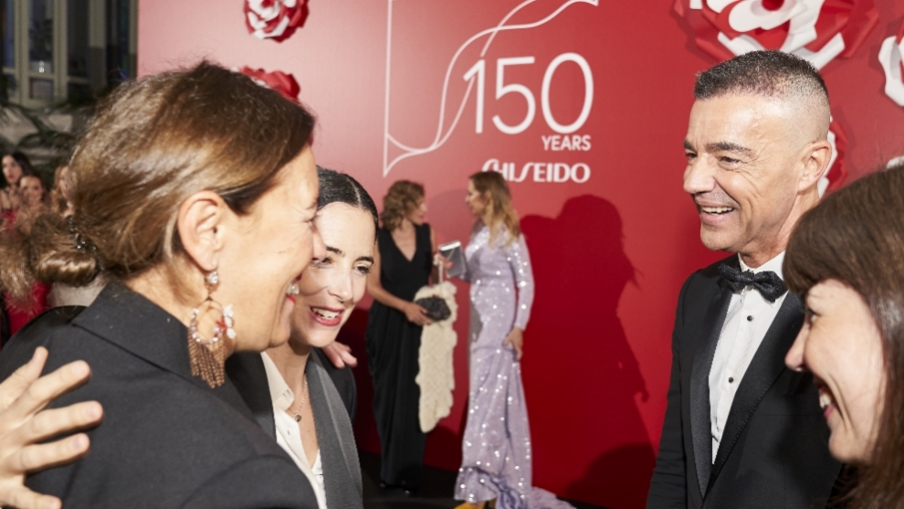 Olga Ruiz, directora de TELVA, junto a Frans Reina, presidente de Shiseido.