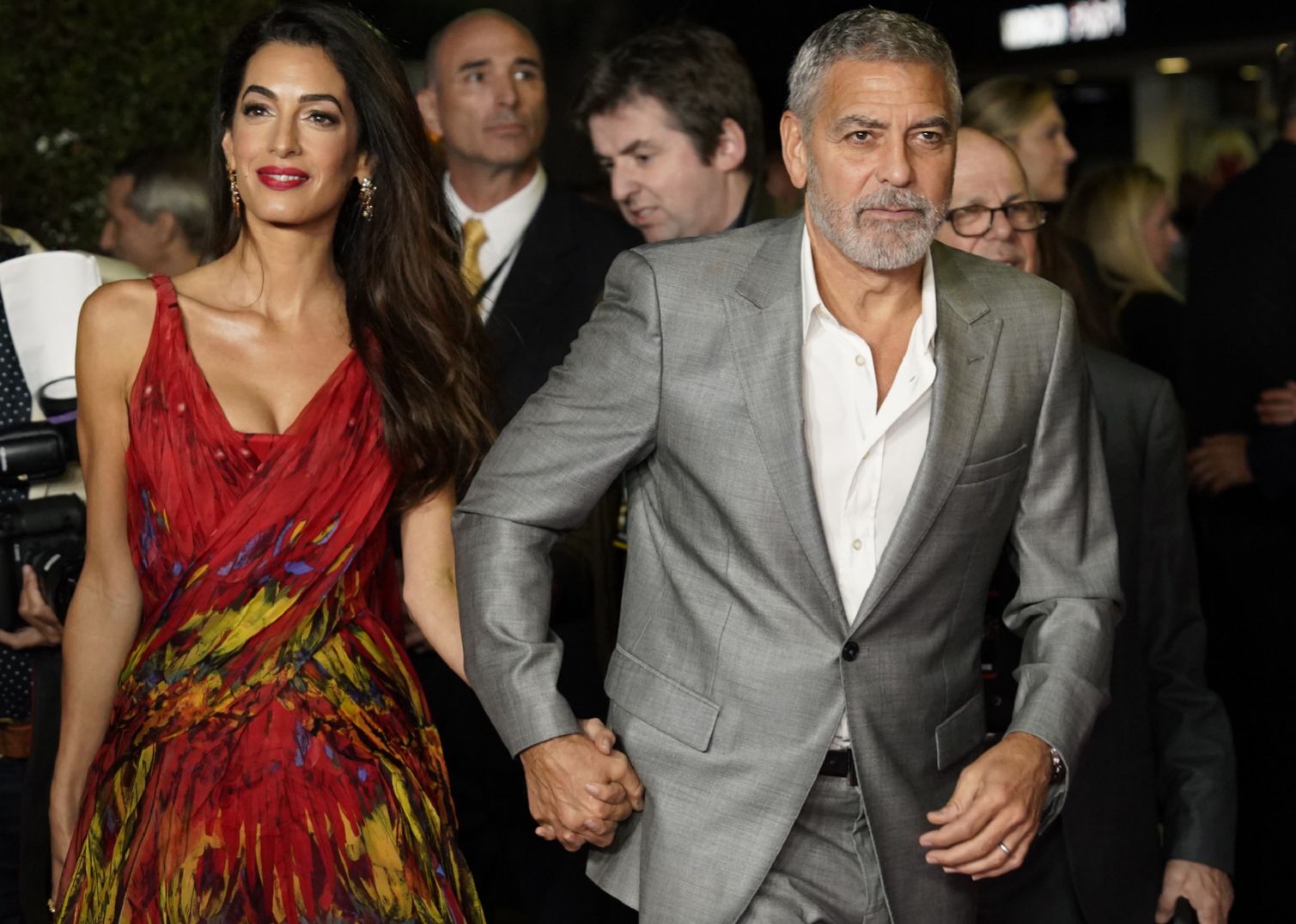 George Clooney llegó al estreno de "Viaje al paraíso" el pasado 17 de octubre de la mano de su mujer Amal Clooney.
