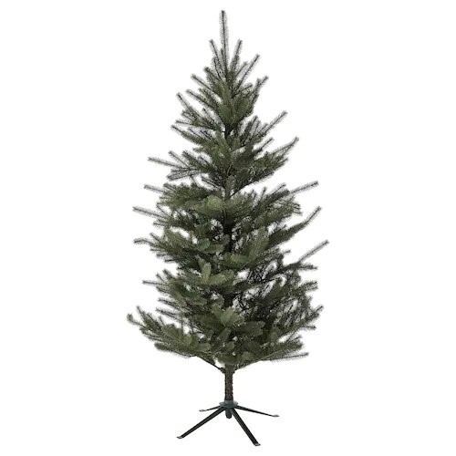 Árbol de Navidad artificial de tamaño grande de Ikea (99 euros).
