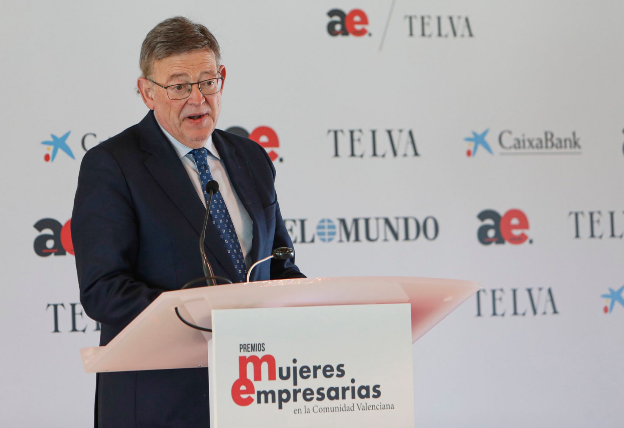 Ximo Puig, presidente de la Generalitat Valenciana, durante su discurso en los Premios TELVA y Actualidad Económica a las Mejores Empresarias.