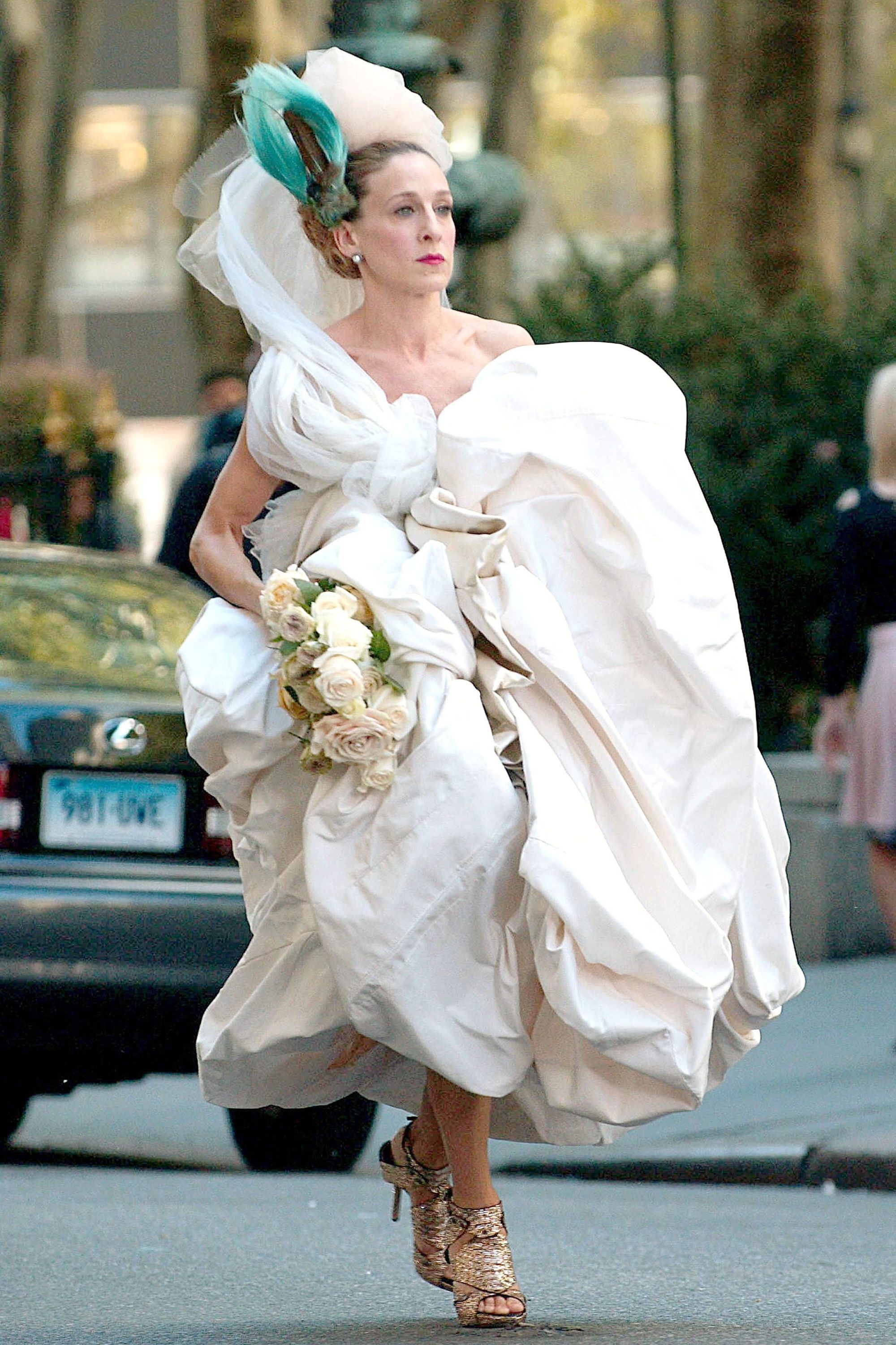 Carrie Bradshaw vestida de novia en Sex and the city.
