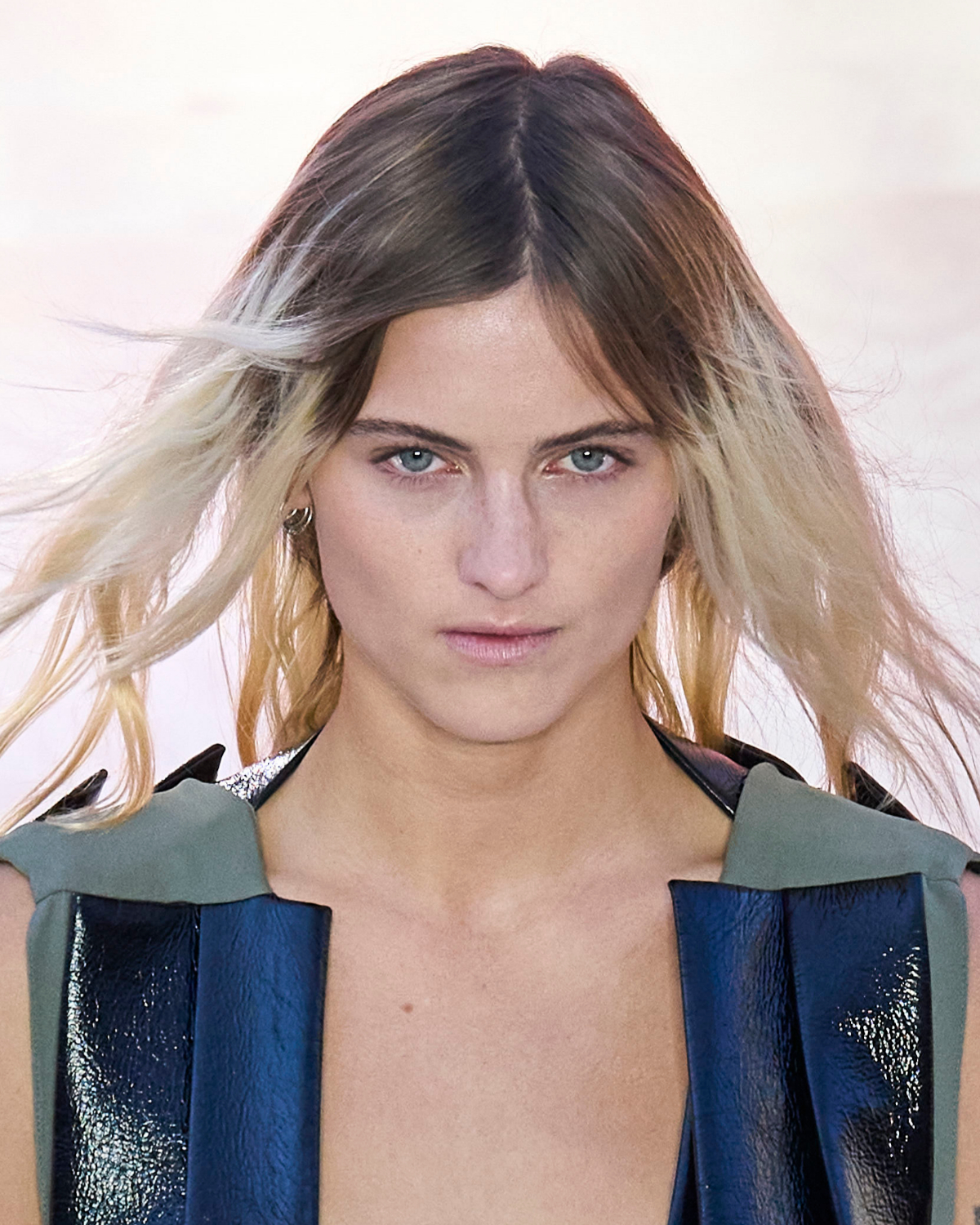 The Intense Dark Roots highlights from the Louis Vuitton Spring-Summer 2023 show.