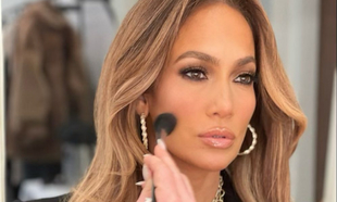 Este es el truco de maquillaje para unos labios mas rellenos que ha fichado Jennifer Lopez en Tik Tok
