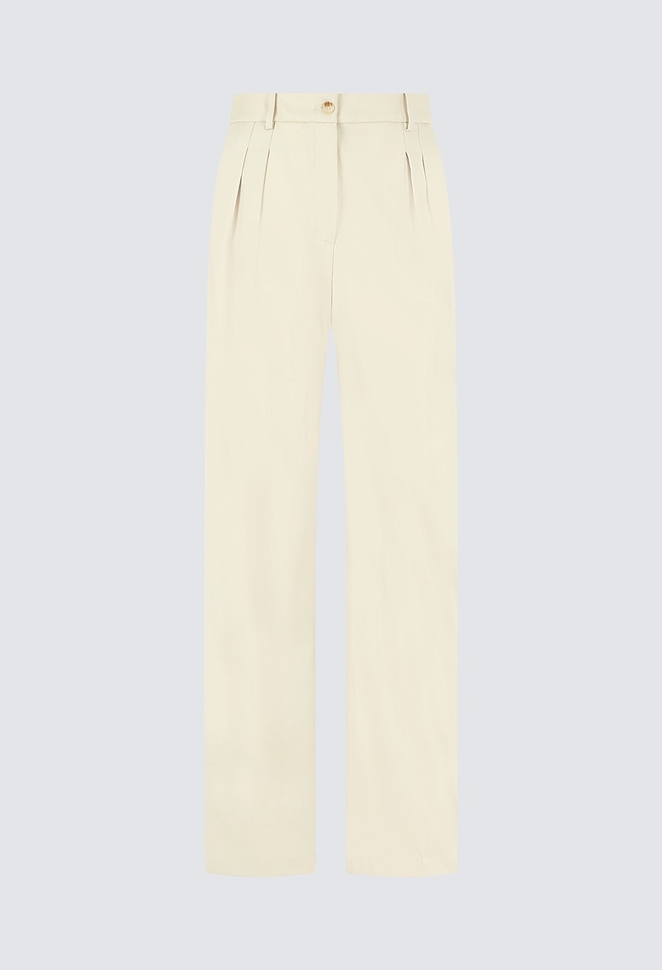 Pantalón de vestir en color beige de Loulou Studio (248 euros)