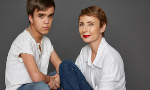Helena Rohner y su hijo Lucas.