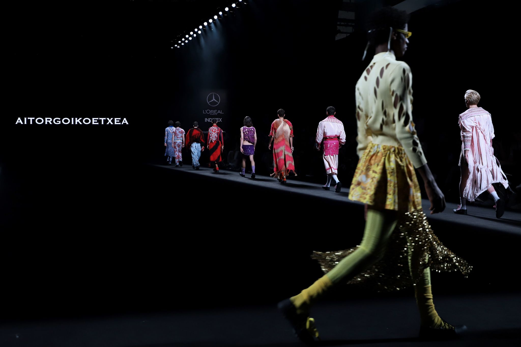 Propuestas del diseñador vizcaíno Aitor Goikoetxea, ganador de la 21 edición del Mercedes-Benz Fashion Talent.