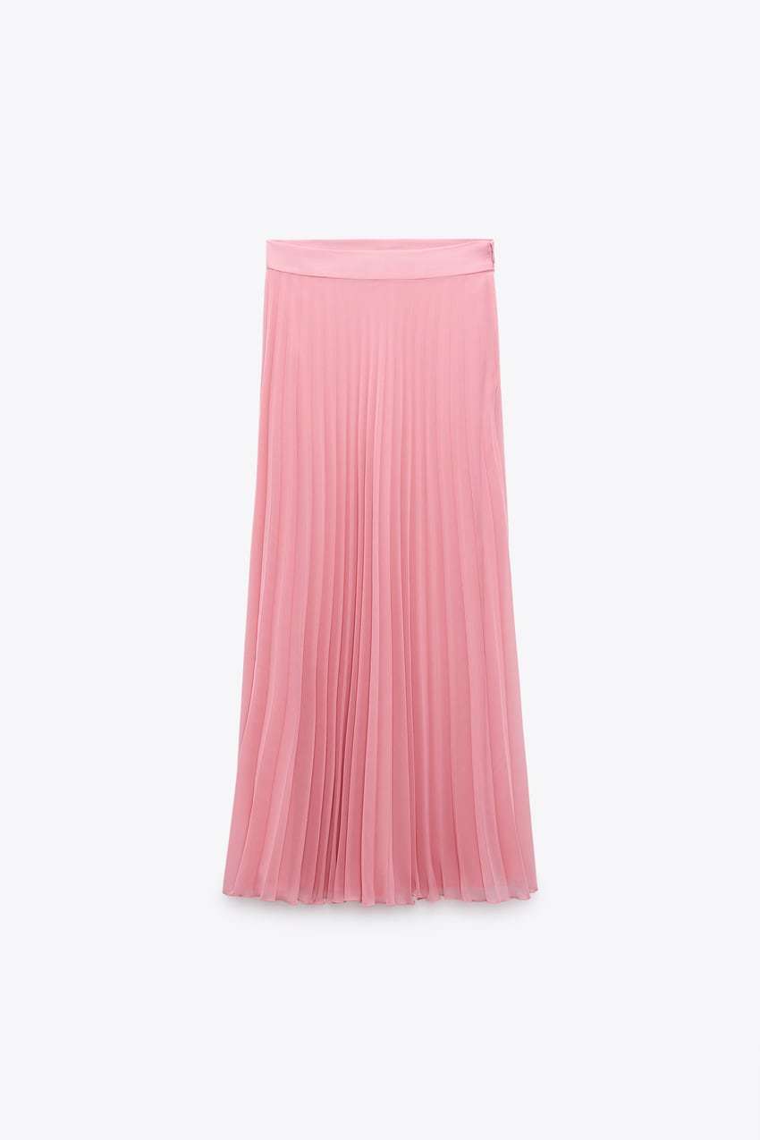 Falda midi plisada de Zara (29,95 euros)