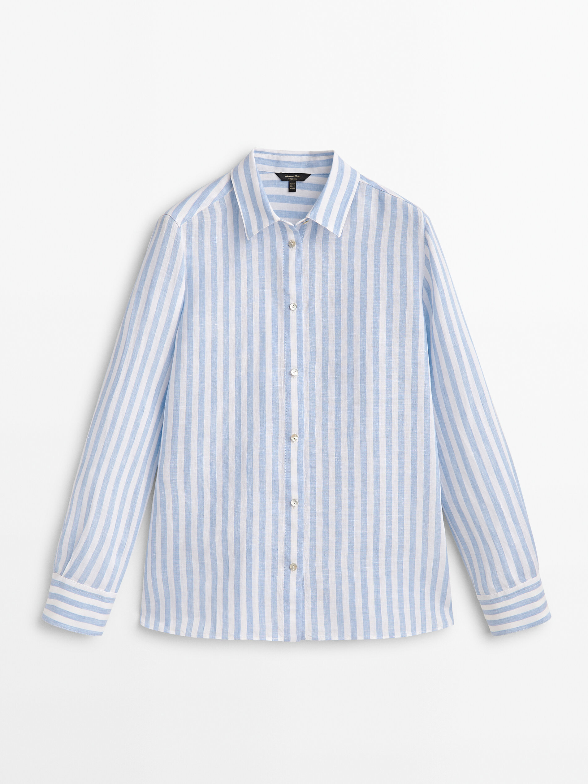 Camisa de rayas de lino de Massimo Dutti (39,95 euros).