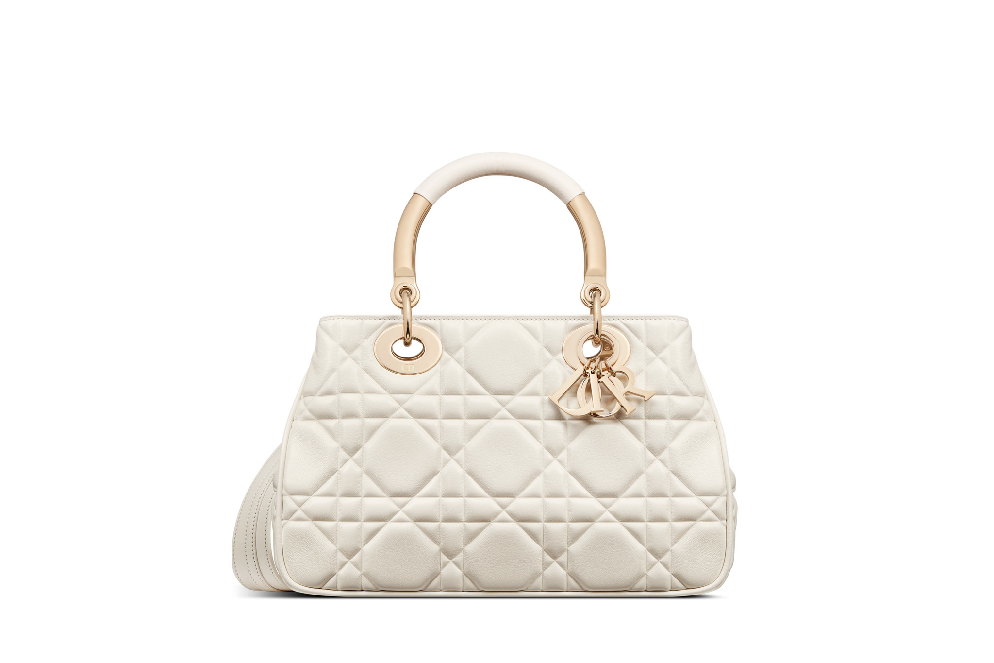 El nuevo bolso de Dior, Dior Lady 95.22 en piel blanca.
