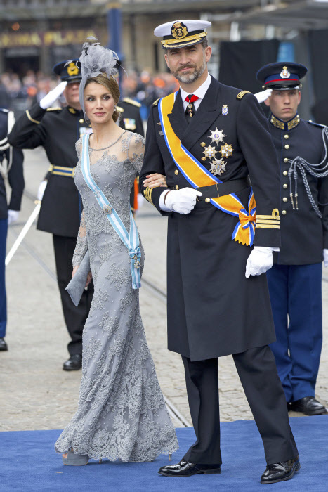 Felipe y Letizia en la coronación de Guillermo de Holanda.