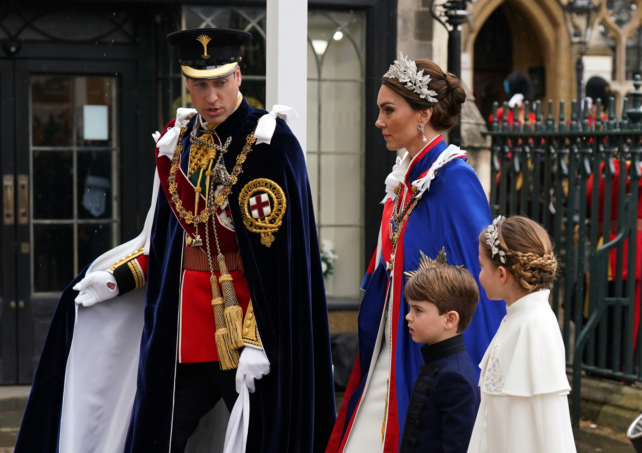 Los príncipes de Gales llegando a la Coronación de Carlos III.