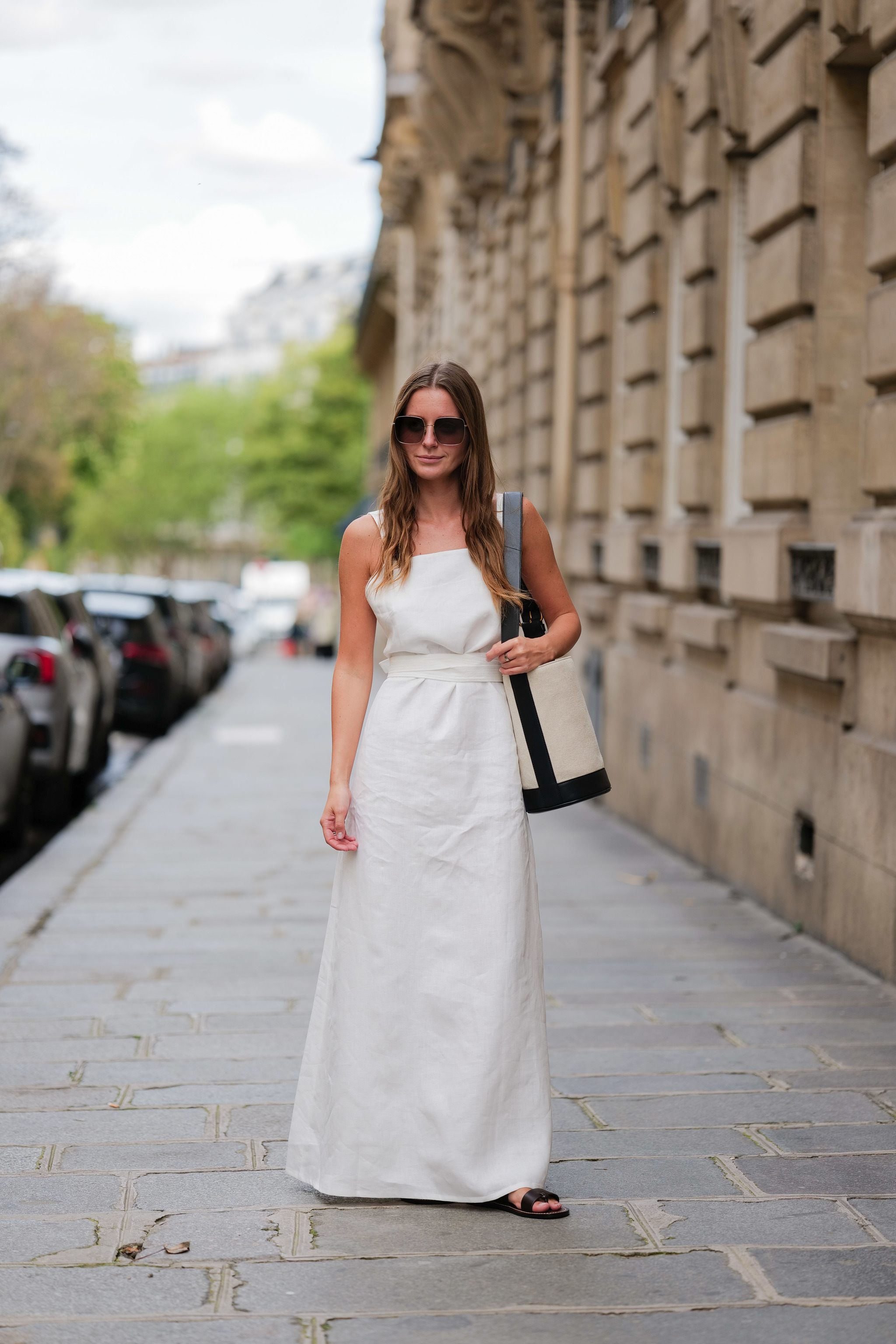 El vestido blanco que es minimalismo en estado puro.