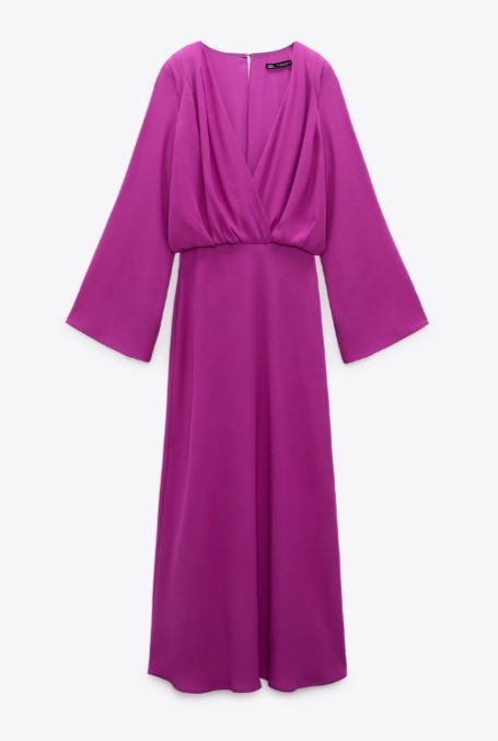 Vestido midi cruzado en color malva de Zara (39,95 euros).