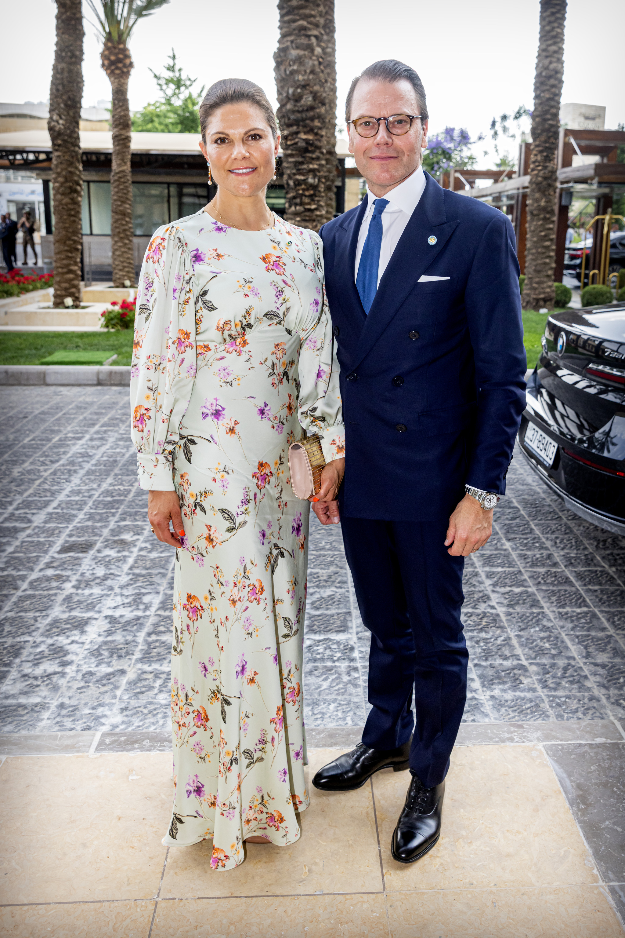 La princesa Victoria de Suecia y el príncipe Daniel en la boda de Hussein de Jordania.