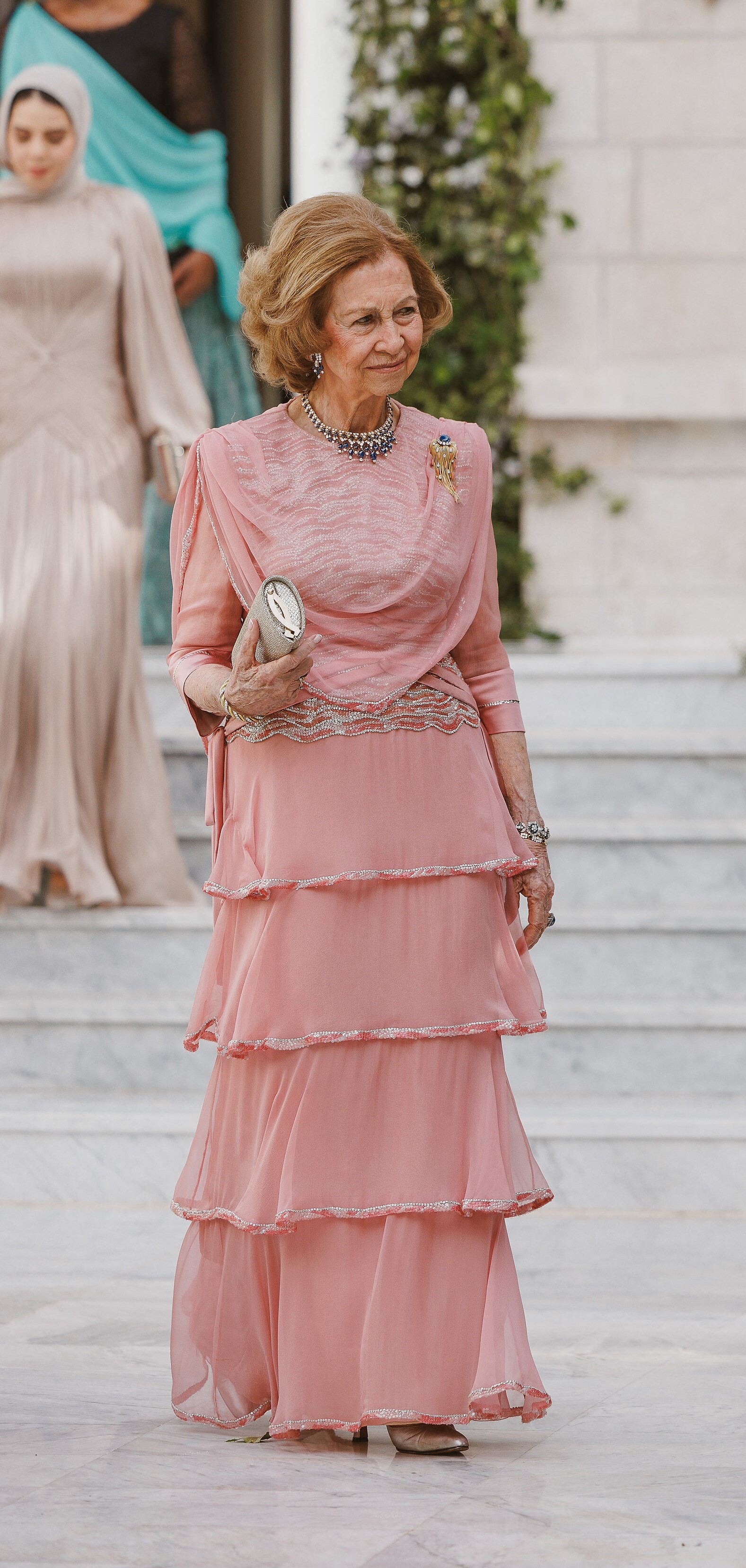La reina Sofía en la boda real jordana del príncipe Hussein y la arquitecta Rajwa Al-Saif.