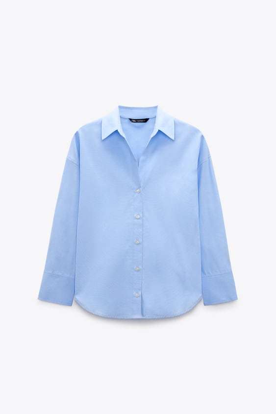 Camisa oxford de Zara por 22,95 euros.