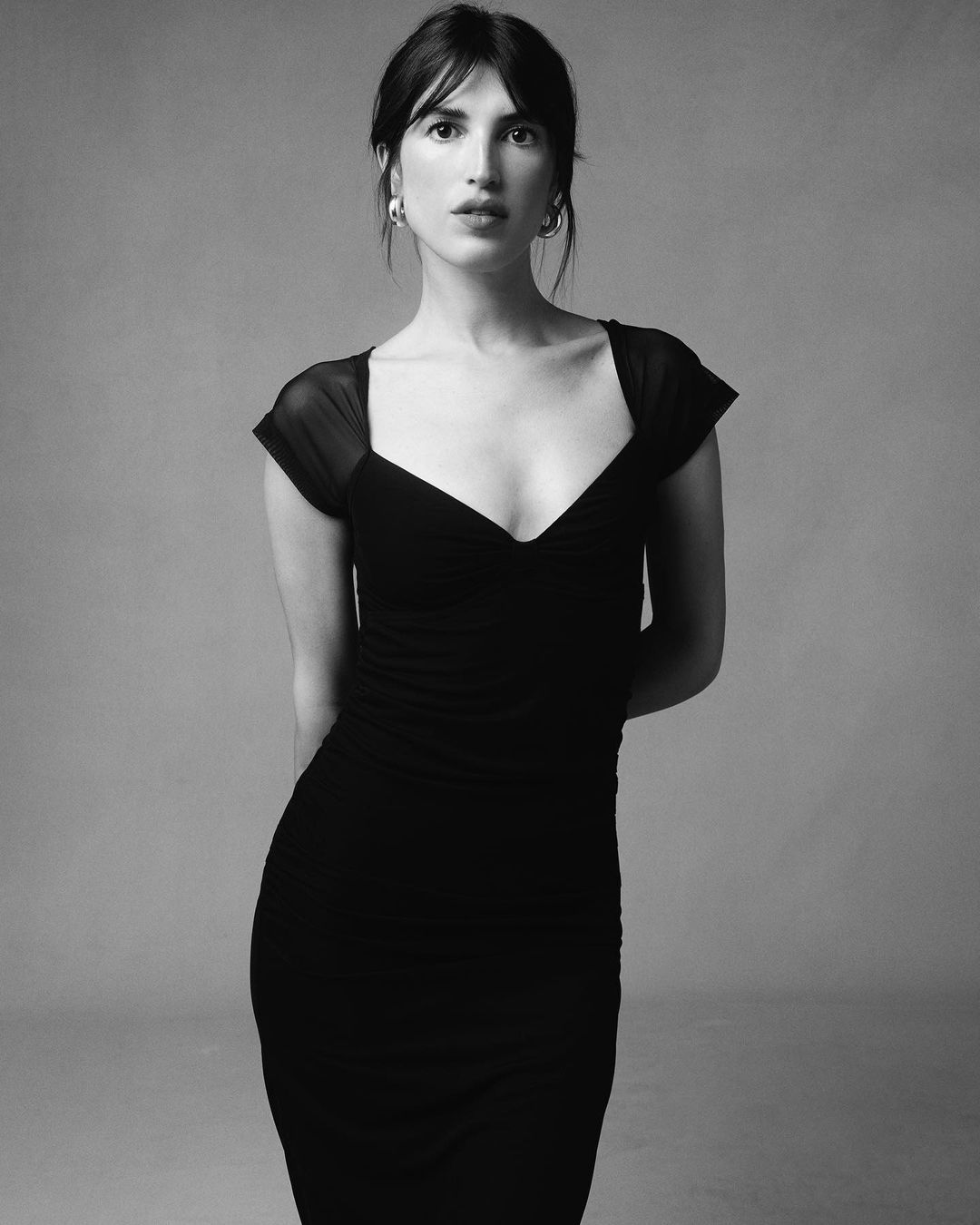 Jeanne Damas con un little black dress.