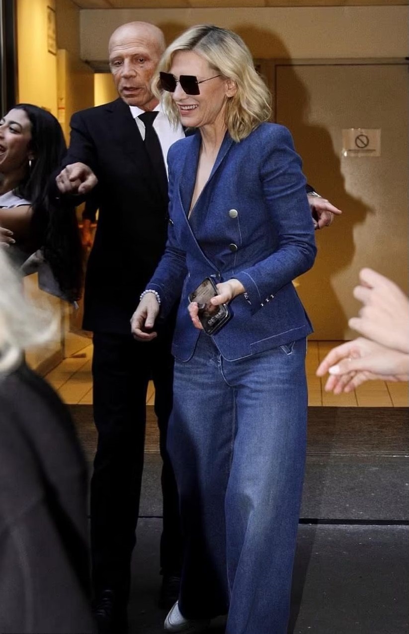 Cate Blanchett con el traje denim perfecto