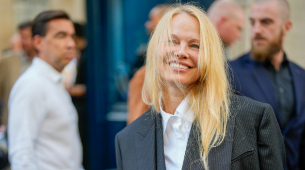 En la semana de la moda de París, Pamela Anderson ha acaparado la...
