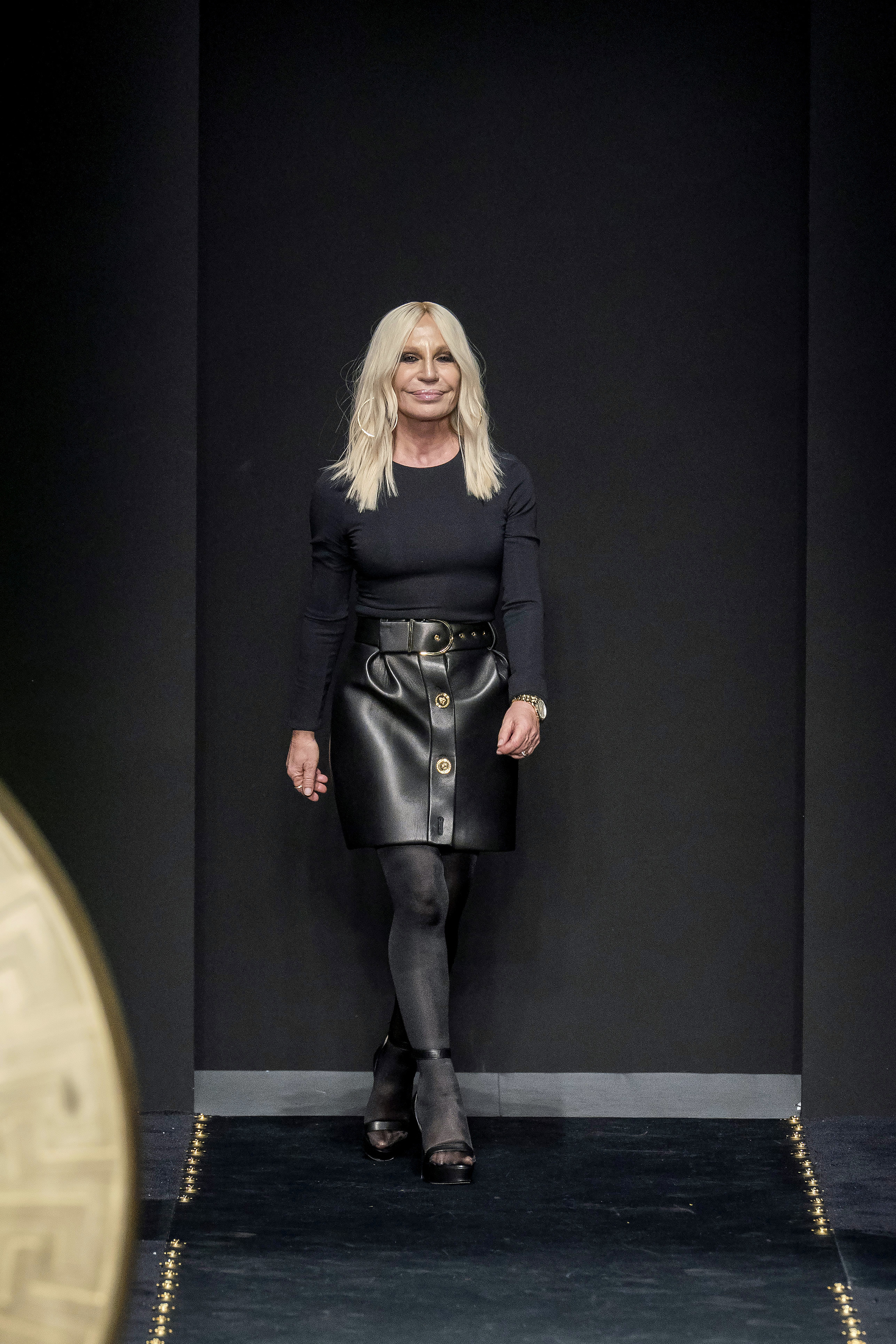 Donatella Versace, una diseadora feminista en una importante firma de moda.