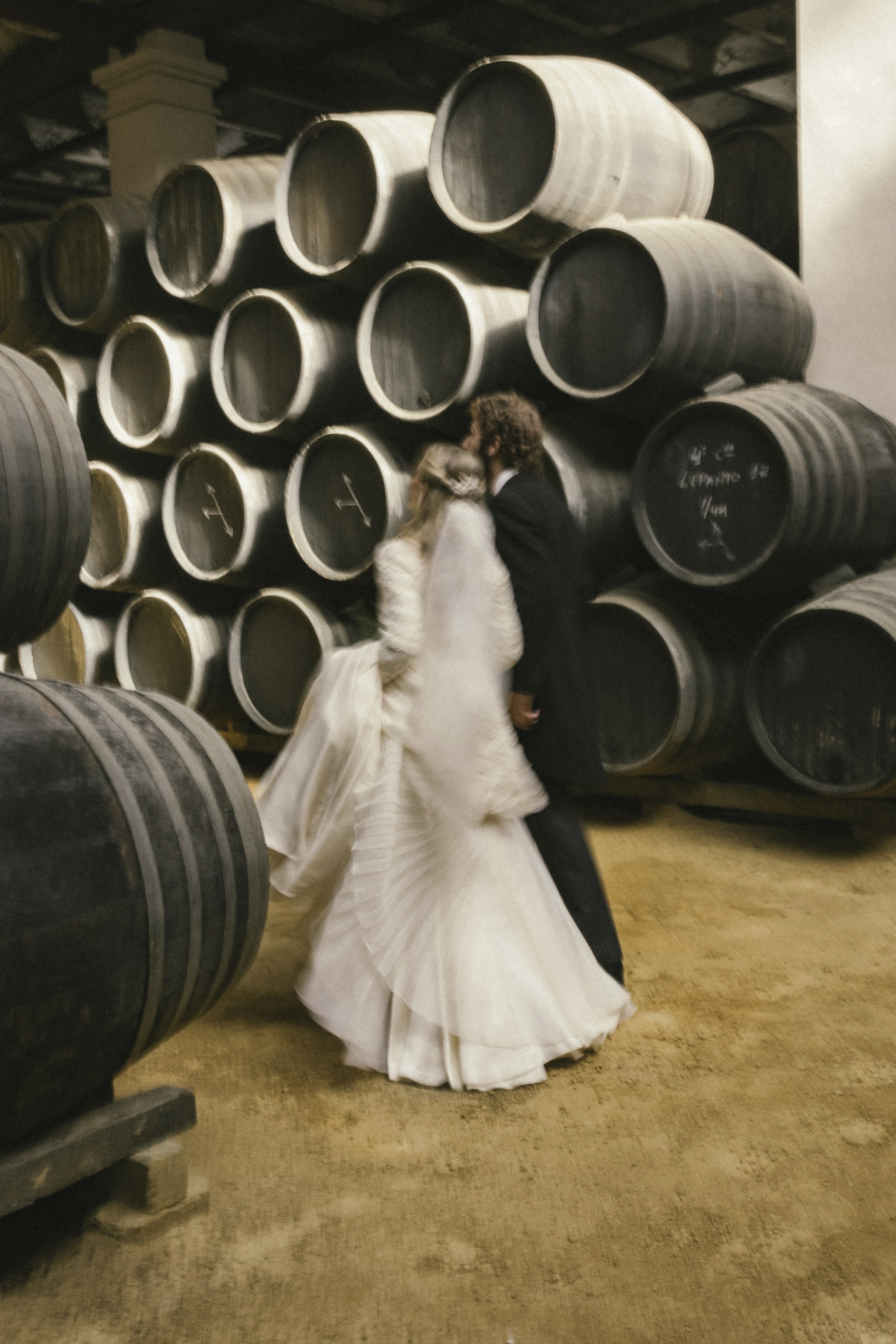 "El día de mi boda quiero ser esta persona", la novia que se inspiró en un elfo de Tolkien para su boda de película en una bodega centenaria