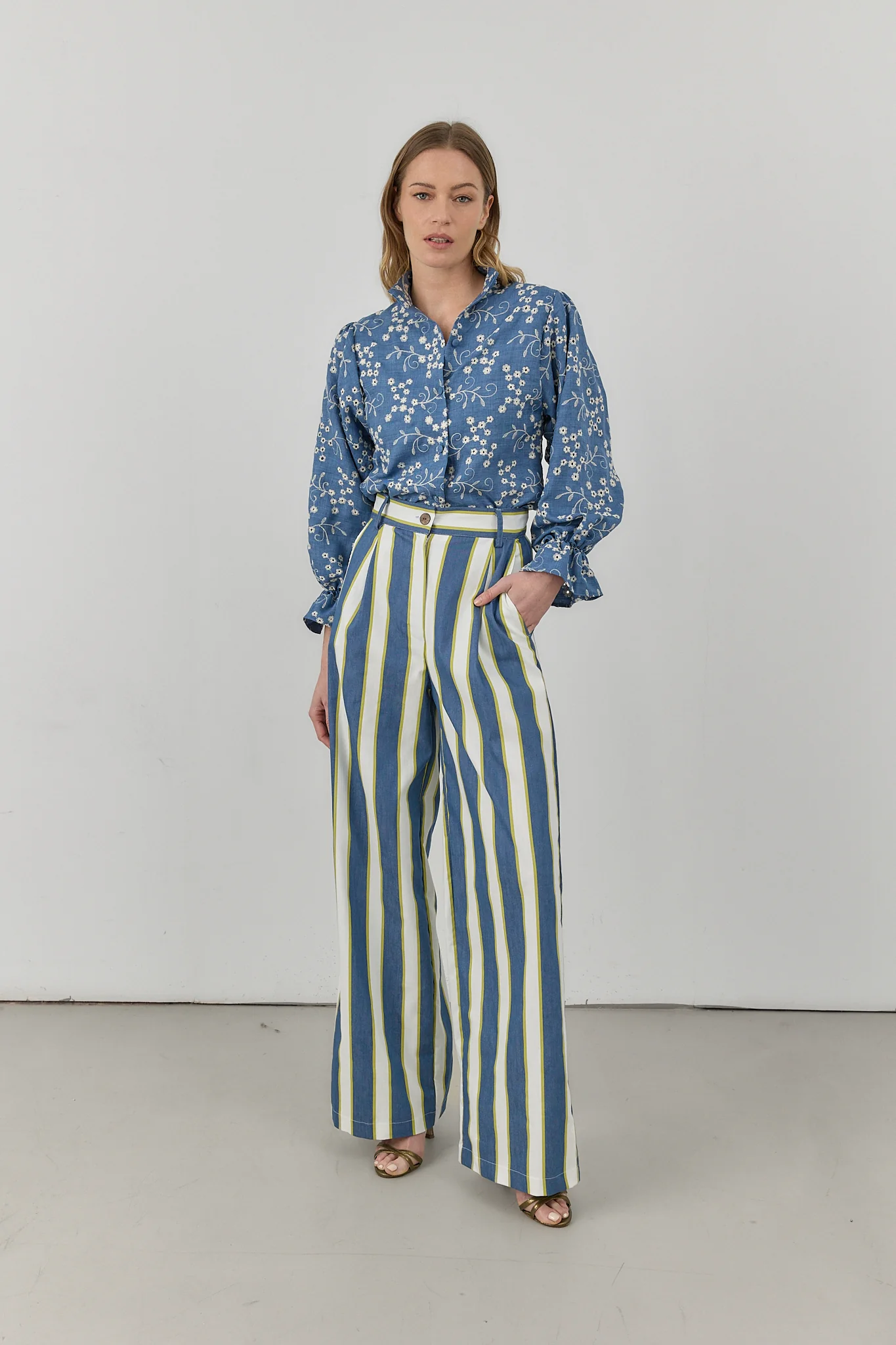 Pantalón de rayas de Ildhorit (130,05 euros)