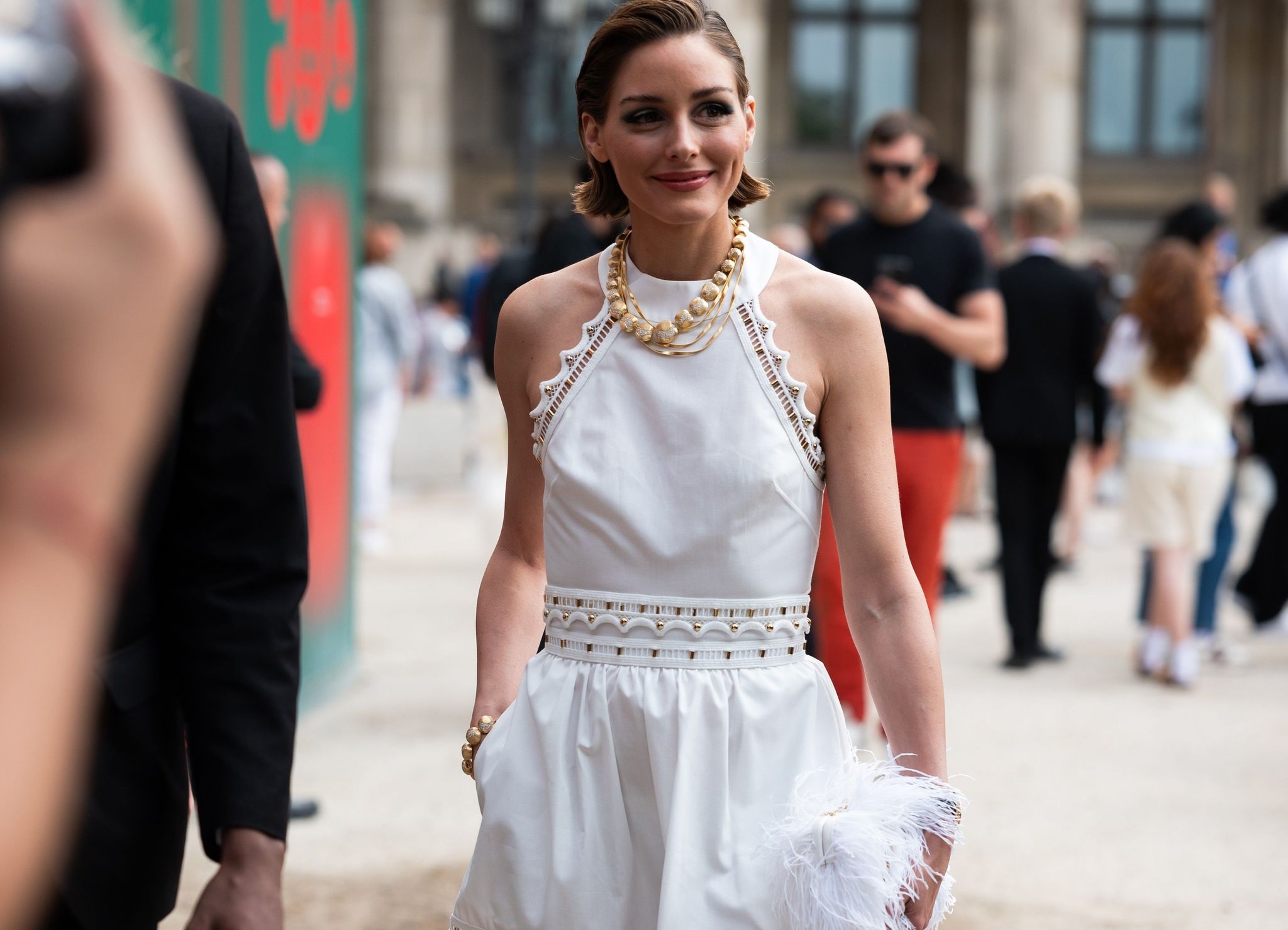 Zara y Mango tienen claro cuáles son los vestidos cortos que serán tendencia este verano 2026 y que funcionan con zapatillas y sandalias