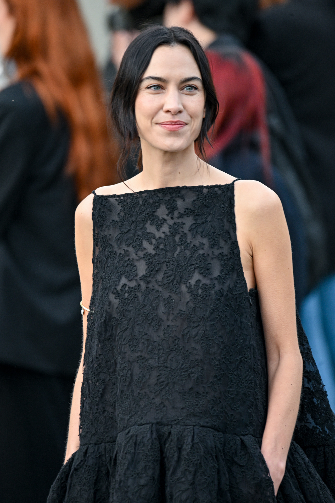 Alexa Chung y su nuevo tono de pelo para el verano.