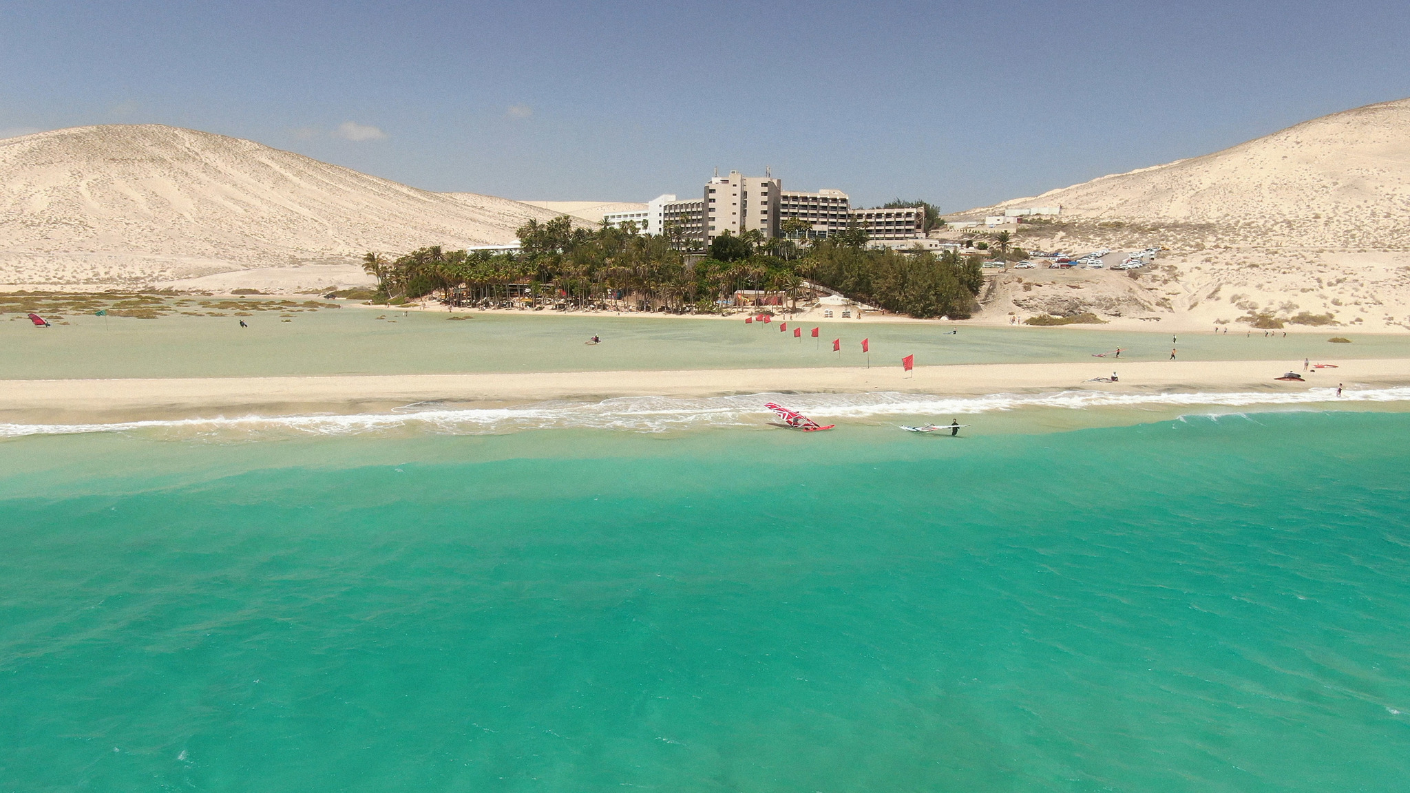 Fuerteventura a través del viento o cómo disfrutar del perfecto refugio de lujo y bienestar en la icónica y singular playa de Sotavento