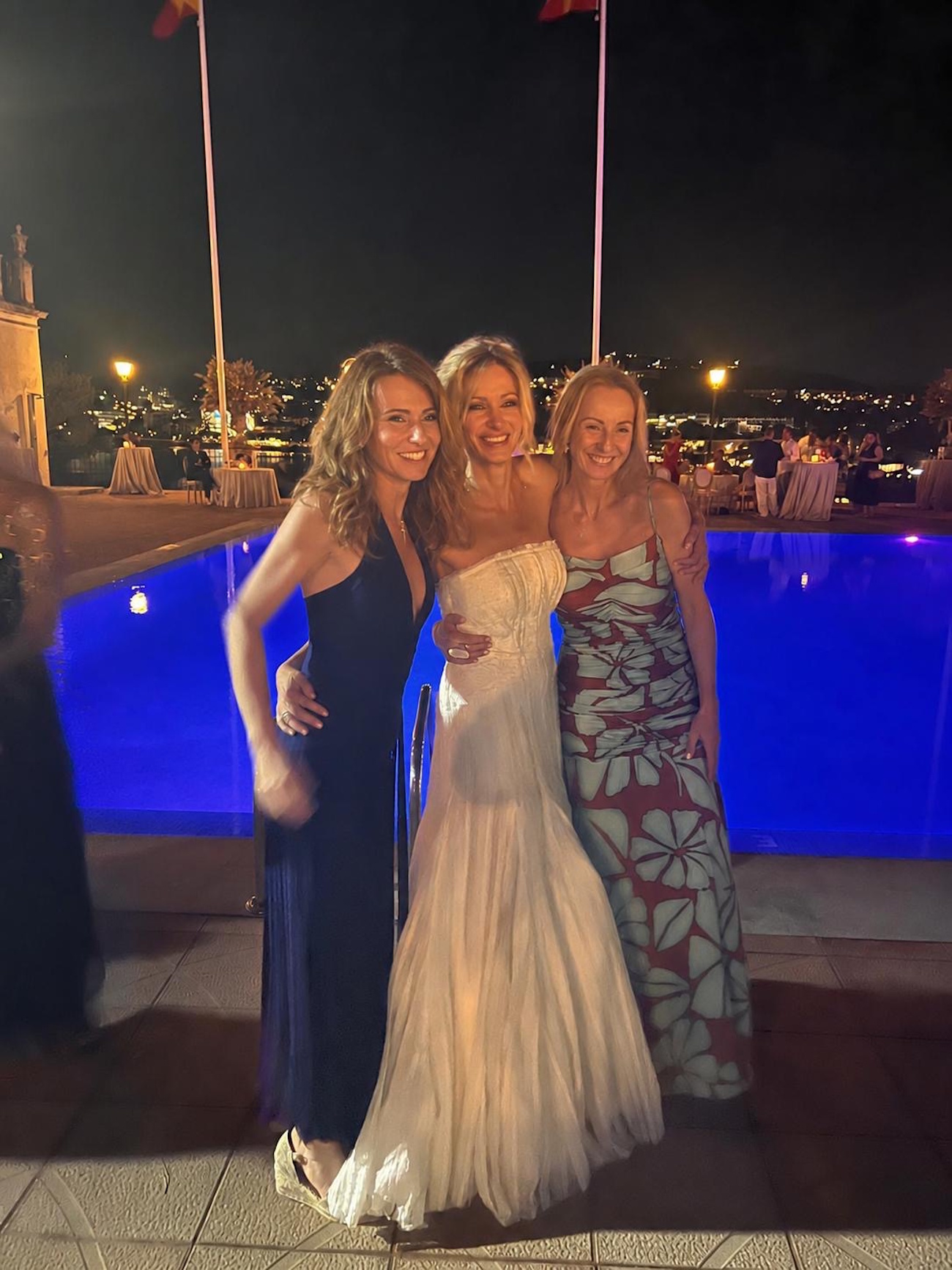 La Invitada M s Elegante De La Boda De Susana Griso Lleva Un Vestido De 