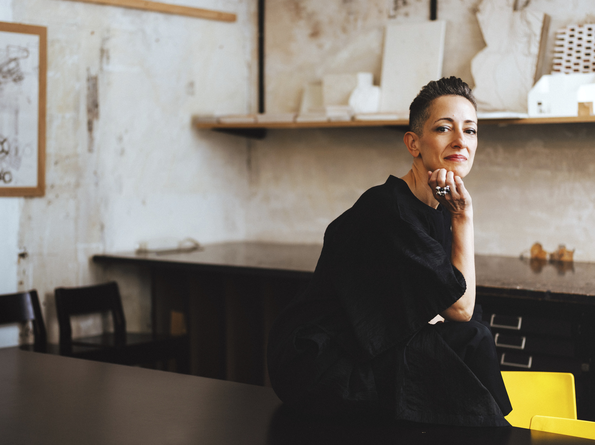 Lina Ghotmeh, arquitecta: "Ver mi ciudad (Beirut) devastada por la guerra despertó en mí el deseo de repararla, de curarla, de hacerla más bella"