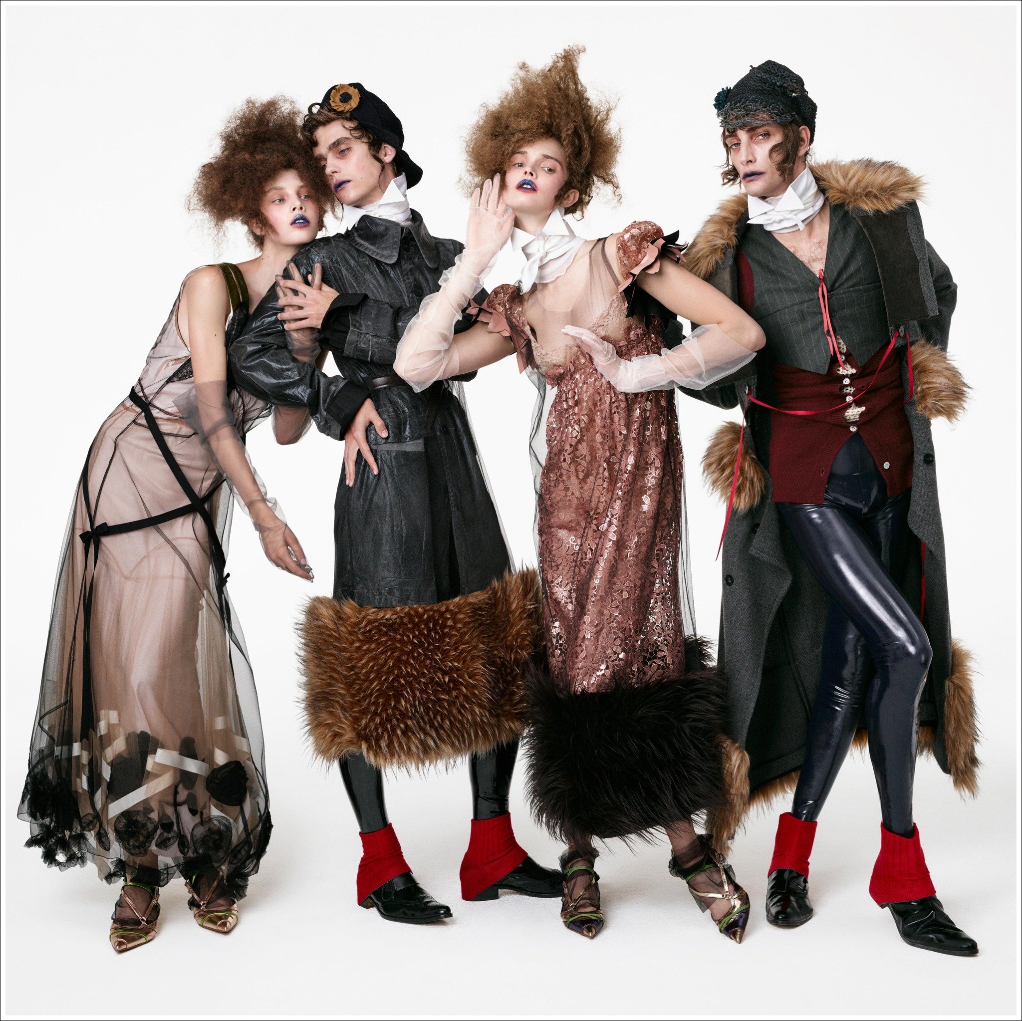 Si no tienes tiempo de ver las 197 piezas de John Galliano para Zara, estas son las prendas en las que sí merece la pena invertir (si no se han agotado ya)