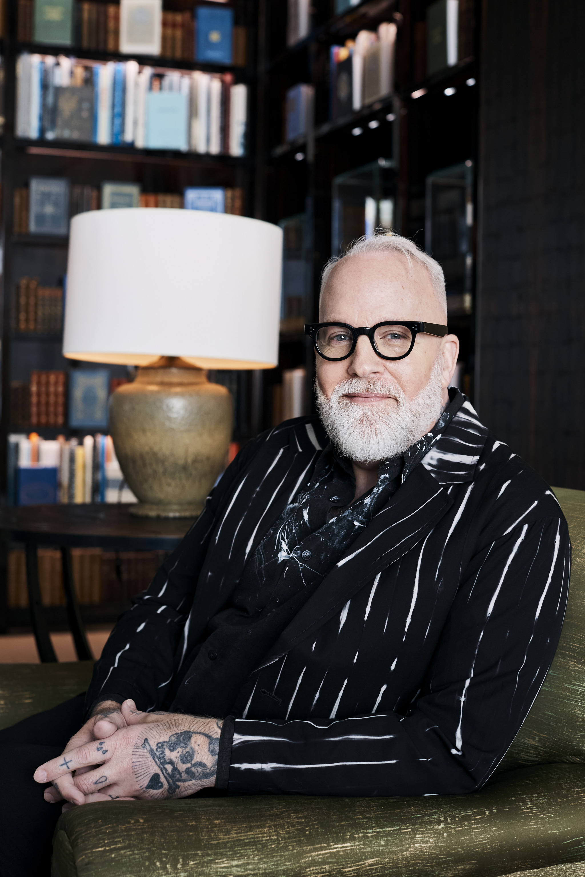 Christopher Young, vicepresidente y director creativo visual de Tiffany: "Si Holly Golightly volviera a nuestros escaparates cada mañana, querríamos que tuviera una experiencia especial"