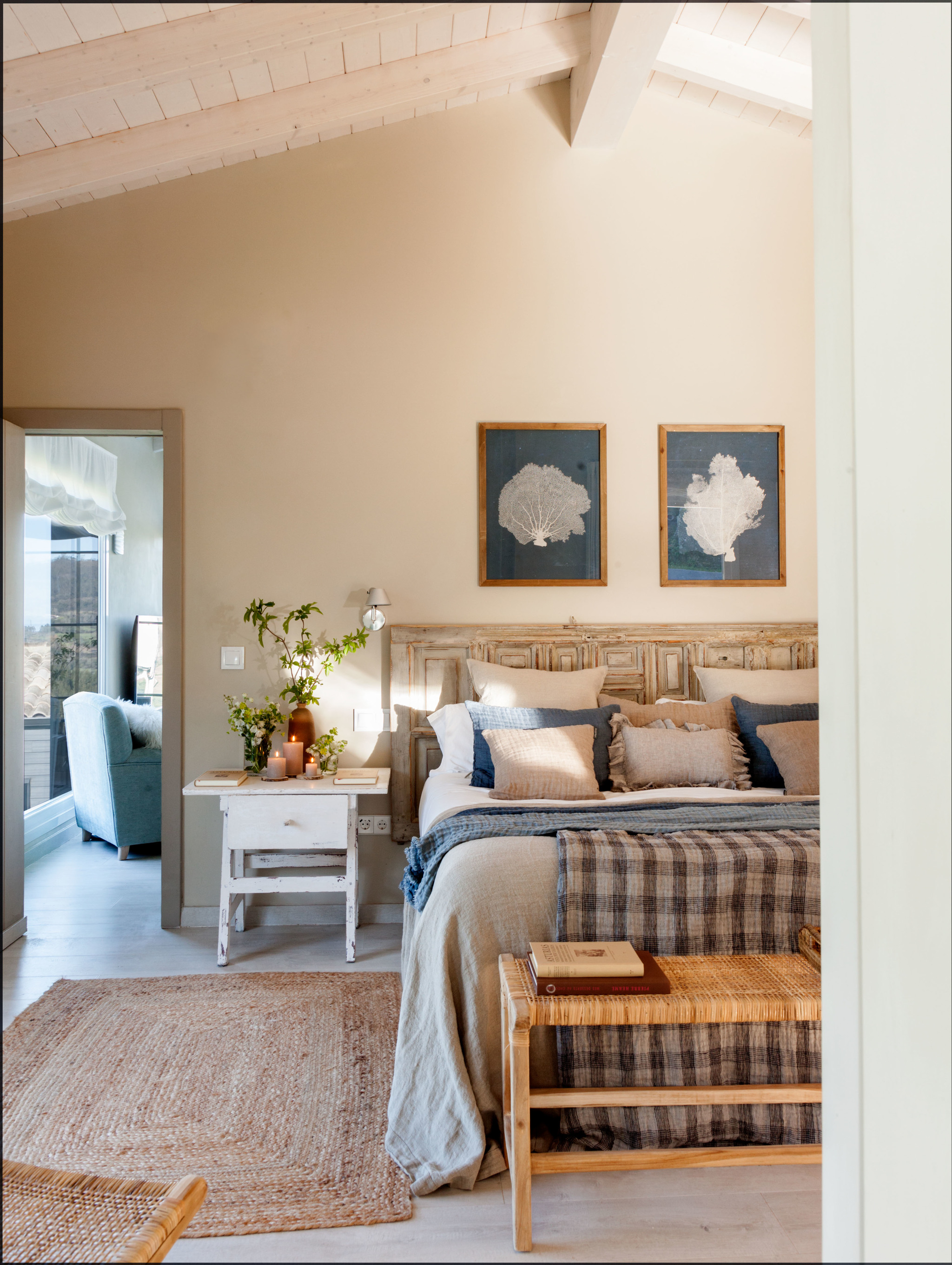 Ponemos nuestra casa en modo otoño renovando los textiles con los colores tendencia en Zara Home, El Corte Inglés, H&M, Sklum...
