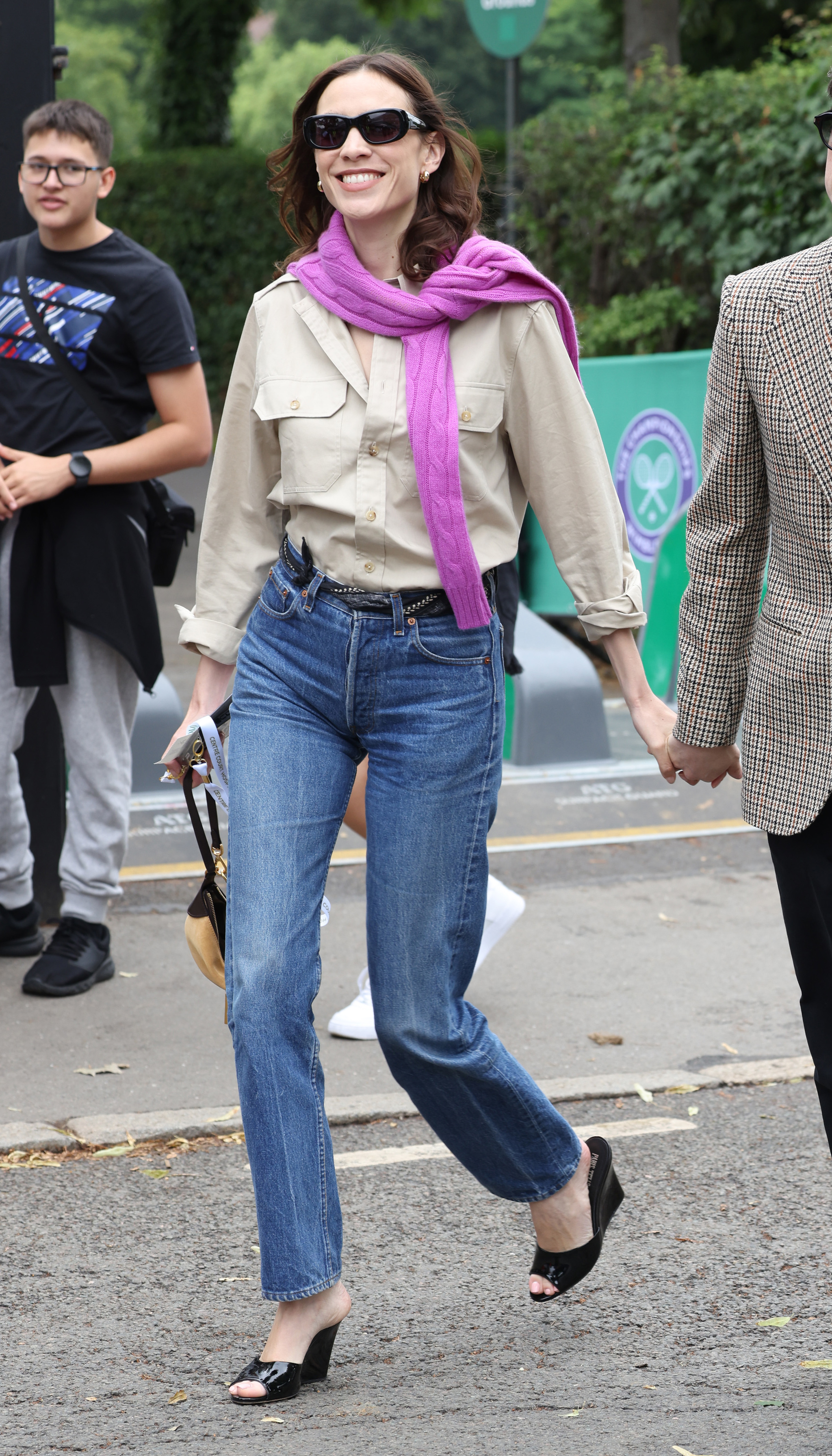 Los vaqueros que mejor sientan (y que son los favoritos de Alexa Chung) acaban de llegar a Zara en 5 colores distintos