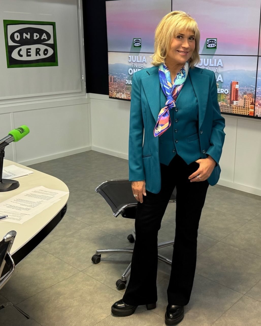 Alejandro Mariano, fisioterapeuta: "Julia Otero (67 años) camina hasta 8 kilómetros diarios. Lo ideal es combinar los paseos con entrenamiento de fuerza al menos dos días por semana"
