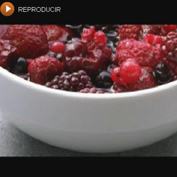 Aprende a preparar esta copa de mascarpone con frutos rojos en vdeo!