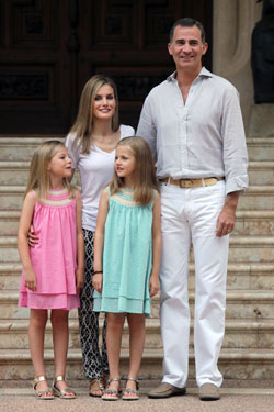 Felipe VI, la reina Letizia, la Princesa de Asturias y la infanta Leonor.